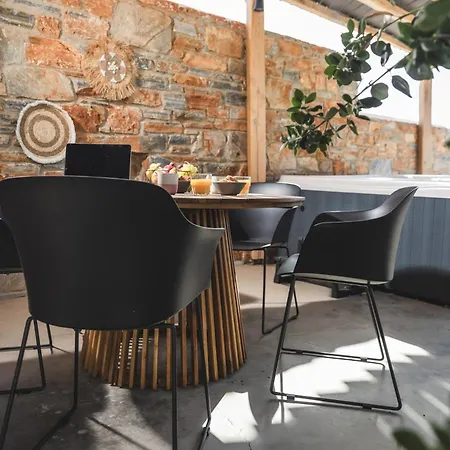 Harmony Luxury Naxos *