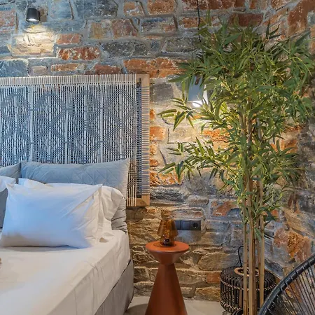 Harmony Luxury Naxos *